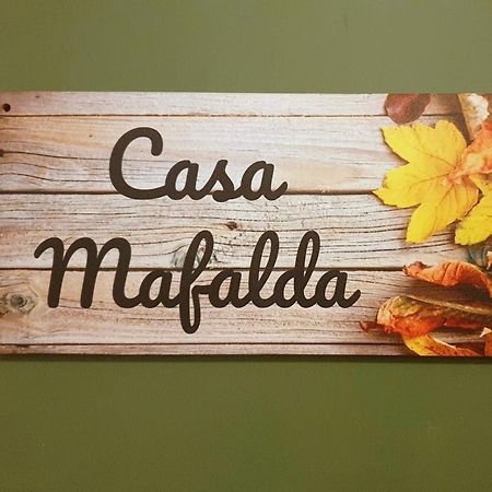 "Casa Mafalda" Zona Stazione - Centro Storico - Teatro Con Parcheggio Interno Imola Ngoại thất bức ảnh